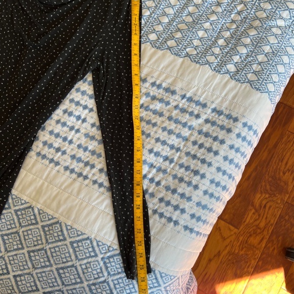 CAbi Tie Back Tee Blouse Top Style 3054 Size Medium - Picture 9 of 9